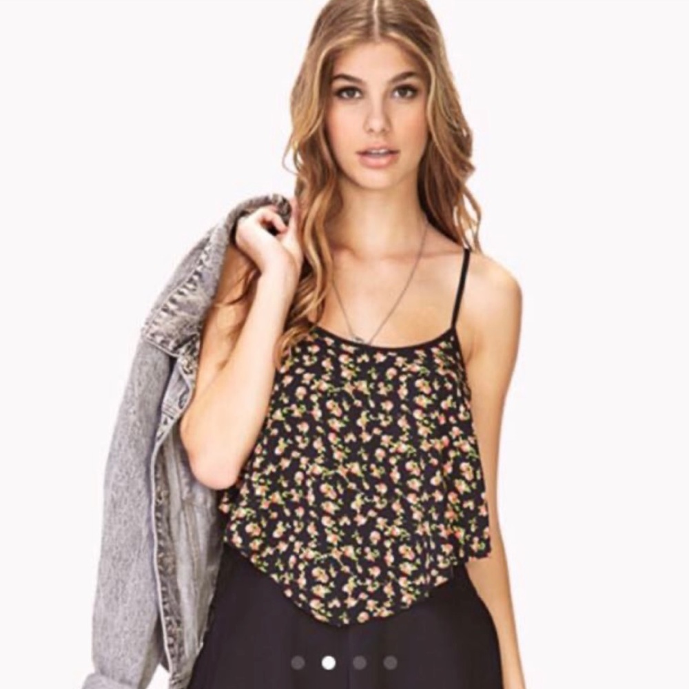 Forever 21 slightly cropped floral cami tank size medium